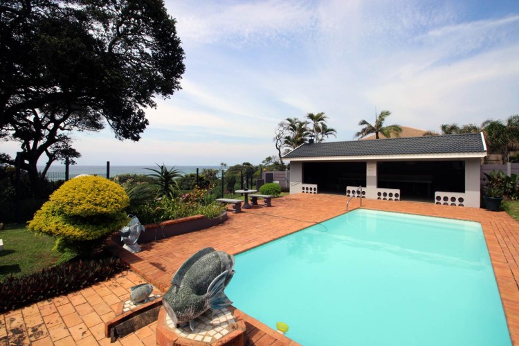 Shelly Beach, KwaZulu Natal South Africa - Seafront Self-catering Holiday.