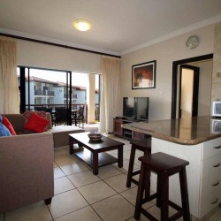 Topanga 34 is an air conditioned luxury 4 sleeper apartment in Uvongo, South Coast of KwaZulu Natal