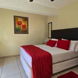 Frant@C is a 5 bedroom, 10 sleeper South Coast holiday house near Ramsgate Ski-boat Club in Ramsgate KwaZulu Natal, South Africa.