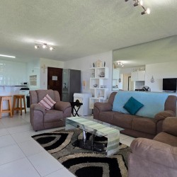 Laguna la Crete 102 in Uvongo is a holiday rental beachfront apartment offering self-catering family-friendly holiday accommodation on the South Coast of KwaZulu Natal