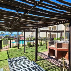 Topanga 71 is an exquisite self-catering apartment in Uvongo, an elegant South Coast holiday accommodation & an ideal family rental for a memorable KwaZulu-Natal getaway.