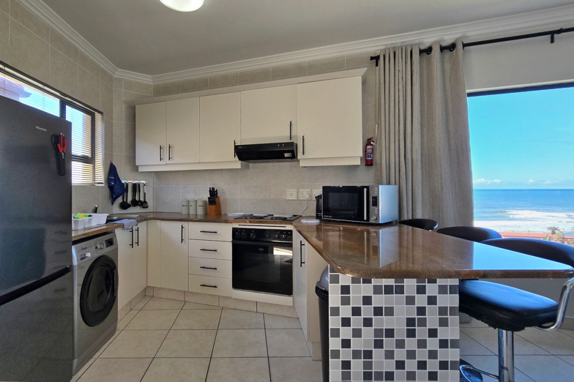 Topanga 71 is an exquisite self-catering apartment in Uvongo, an elegant South Coast holiday accommodation & an ideal family rental for a memorable KwaZulu-Natal getaway.