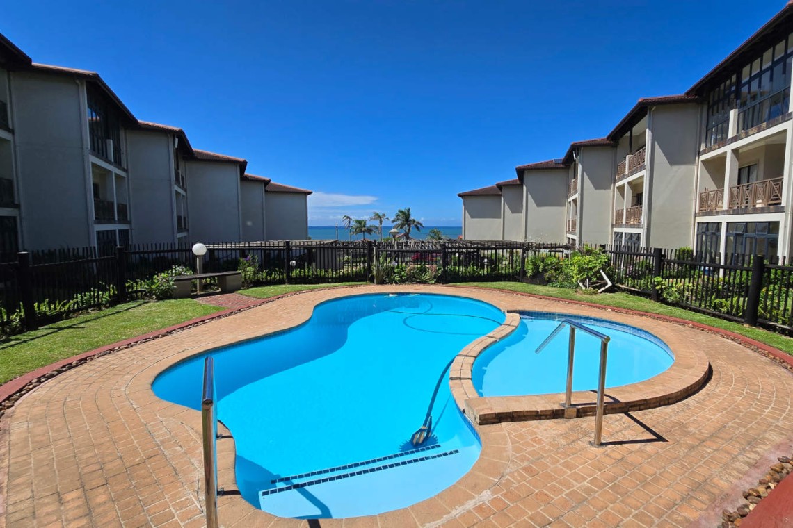 Topanga 71 is an exquisite self-catering apartment in Uvongo, an elegant South Coast holiday accommodation & an ideal family rental for a memorable KwaZulu-Natal getaway.