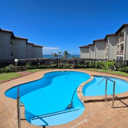 Topanga 71 is an exquisite self-catering apartment in Uvongo, an elegant South Coast holiday accommodation & an ideal family rental for a memorable KwaZulu-Natal getaway.