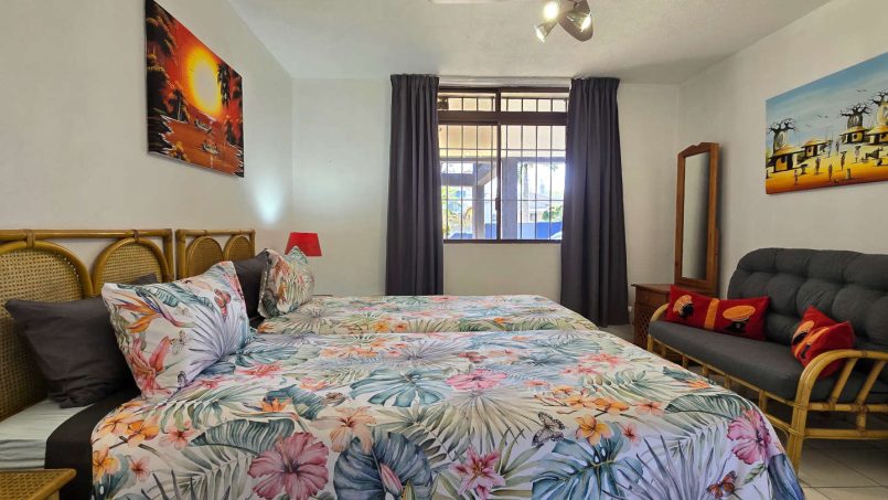 Chardonnay Cabanas 2 is an 8 sleeper, self-catering, seafront holiday home on Uvongo Main Beach.