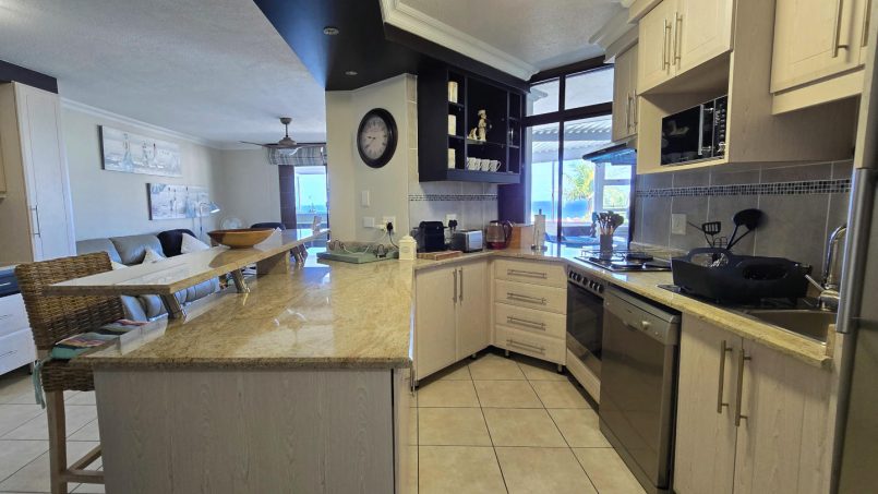 Kitchen at Chardonnay Cabanas 5 with fridge, dishwasher, washing machine and tumble dryer