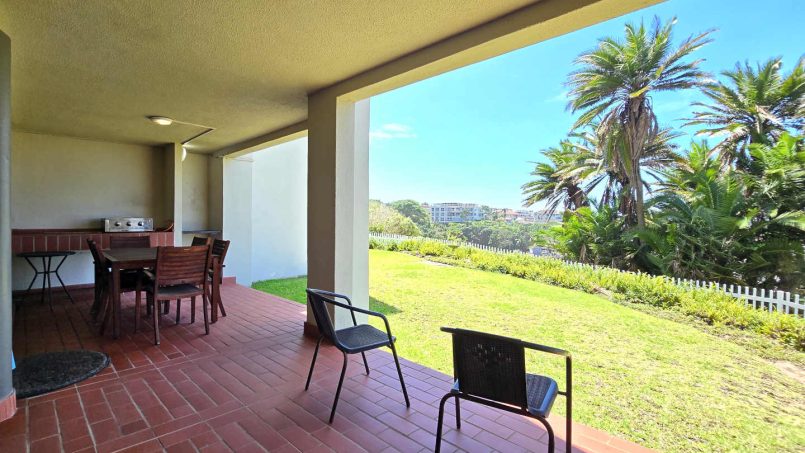 Laguna la Crete 102 in Uvongo is a holiday rental beachfront apartment offering self-catering family-friendly holiday accommodation on the South Coast of KwaZulu Natal