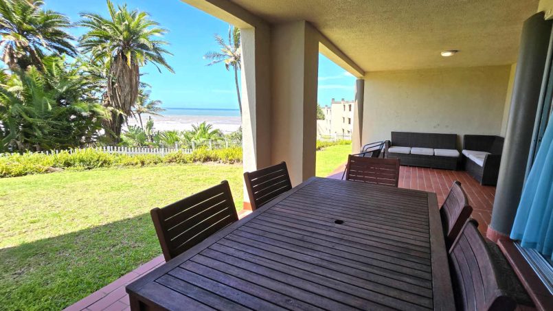 Laguna la Crete 102 in Uvongo is a holiday rental beachfront apartment offering self-catering family-friendly holiday accommodation on the South Coast of KwaZulu Natal