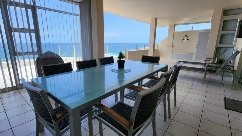 Octavia 7 is a tastefully furnished, upmarket 6 sleeper self-catering holiday penthouse in Manaba Beach on the South Coast of KwaZiulu Natal with a 180 ° breaker sea view.