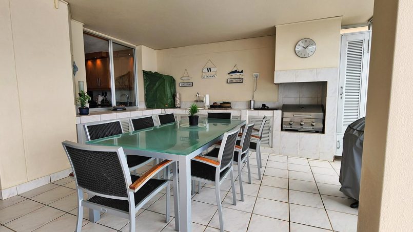 Patio sundeck with ocean view at Octavia 7 penthouse