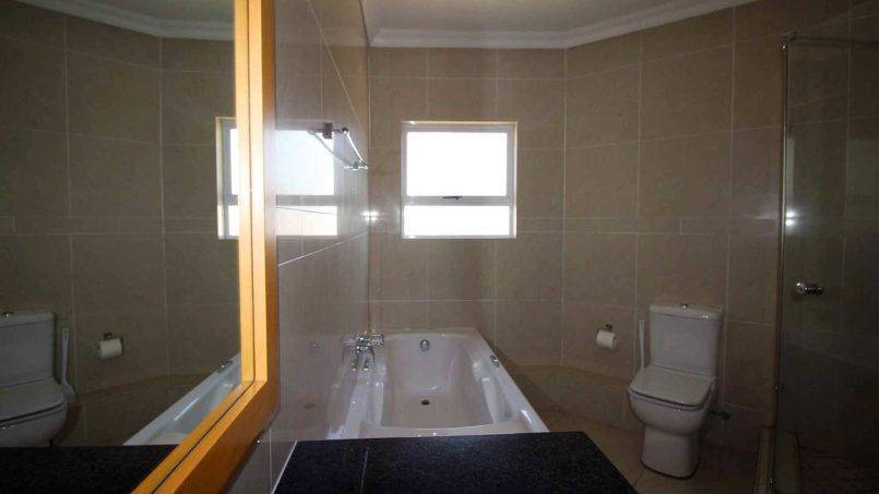 Lucien Sands 601 is a seafront self-catering penthouse with a 180º breaker sea view & a swimming pool, you can walk onto Lucien Blue Flag Beach & Margate beach from the 5th floor apartment.