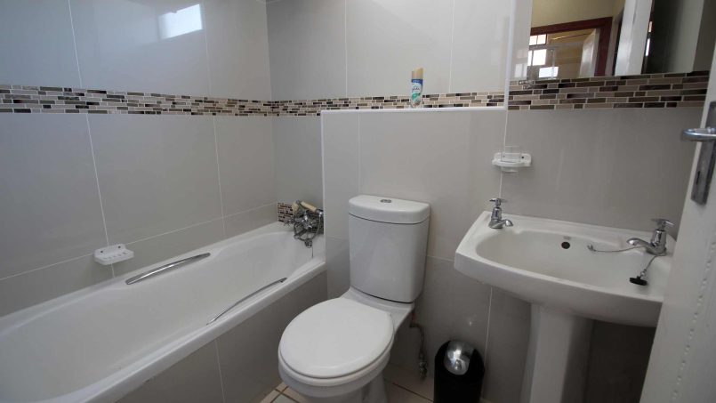 C - Front 11 is a self-catering holiday penthouse on Manaba sea front with an 180 degree sea view that sleeps 7 and is walking distance to Lucien Blue Flag Beach.