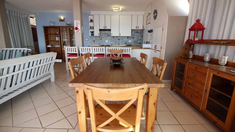 C - Front 11 is a self-catering holiday penthouse on Manaba sea front with an 180 degree sea view that sleeps 7 and is walking distance to Lucien Blue Flag Beach.