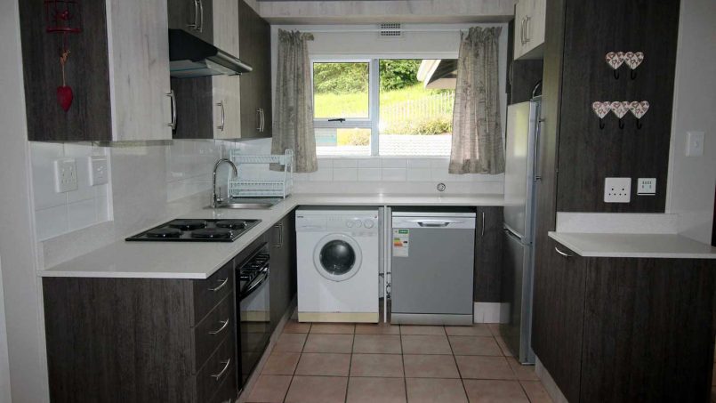 Fully equipped self-catering kitchen in Ramsgate Palms 76