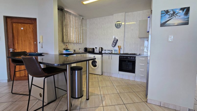 Kitchen fourth-floor Saint Tropez 401