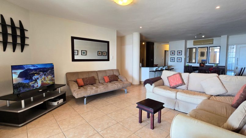 Santorini 102 B is a beautifully furnished self-catering holiday apartment in Margate, accommodating up to 6 guests. It offers stunning sea views and is ideal for couples and families seeking a relaxing getaway on the South Coast.