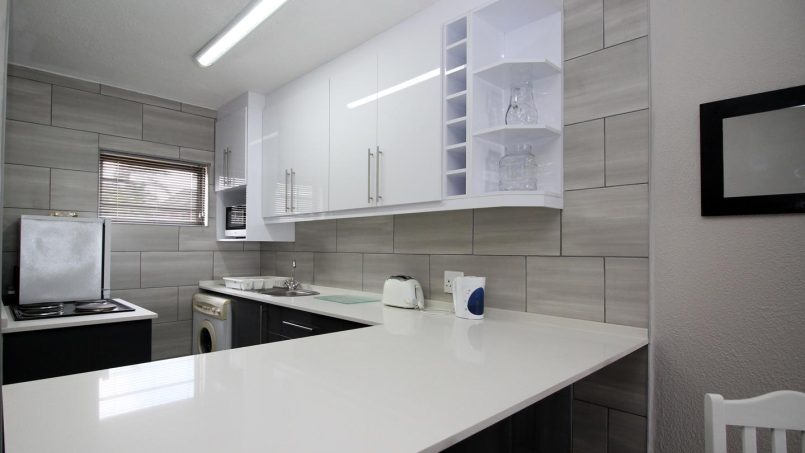 Enjoy your self-catering holiday in Shelly Palms 6 on the beach in Shelly Beach on the South Coast KZN.