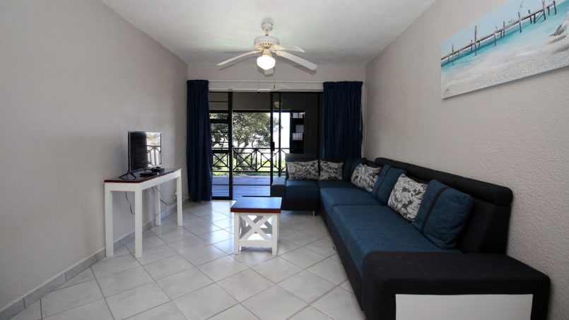 Enjoy your self-catering holiday in Shelly Palms 6 on the beach in Shelly Beach on the South Coast KZN.