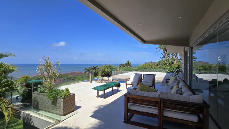Strachan 2127 is a luxury holiday home in Ramsgate, located on the beachfront of Ramsgate Beach. This stunning sea-view rental in KwaZulu-Natal offers breathtaking ocean views, an infinity pool, and modern comforts—making it the perfect family-friendly getaway in South Africa.