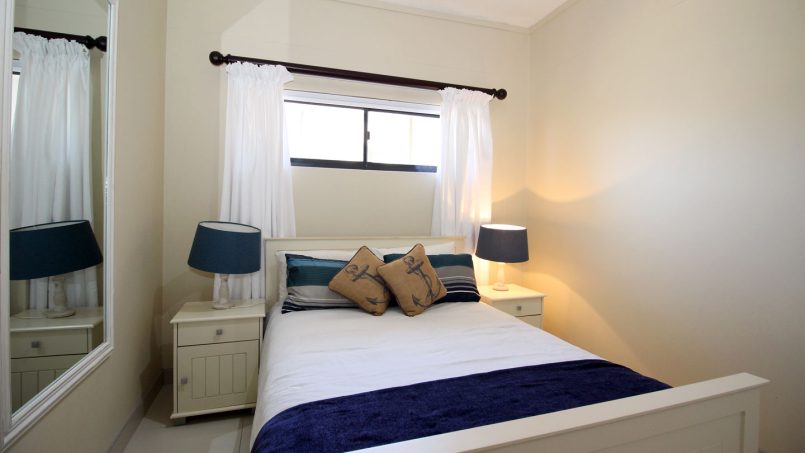 Second bedroom with a double bed at Whale Rock 16 Margate